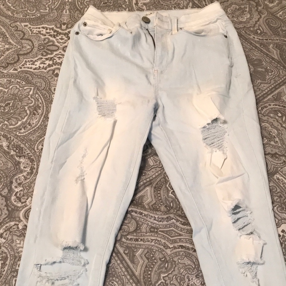 Light wash Jeans